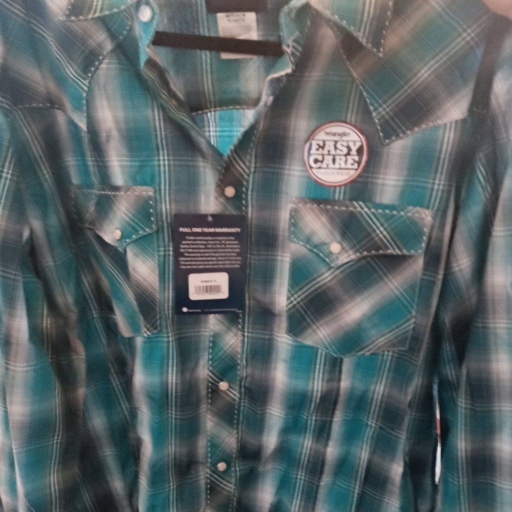Wrangler button up